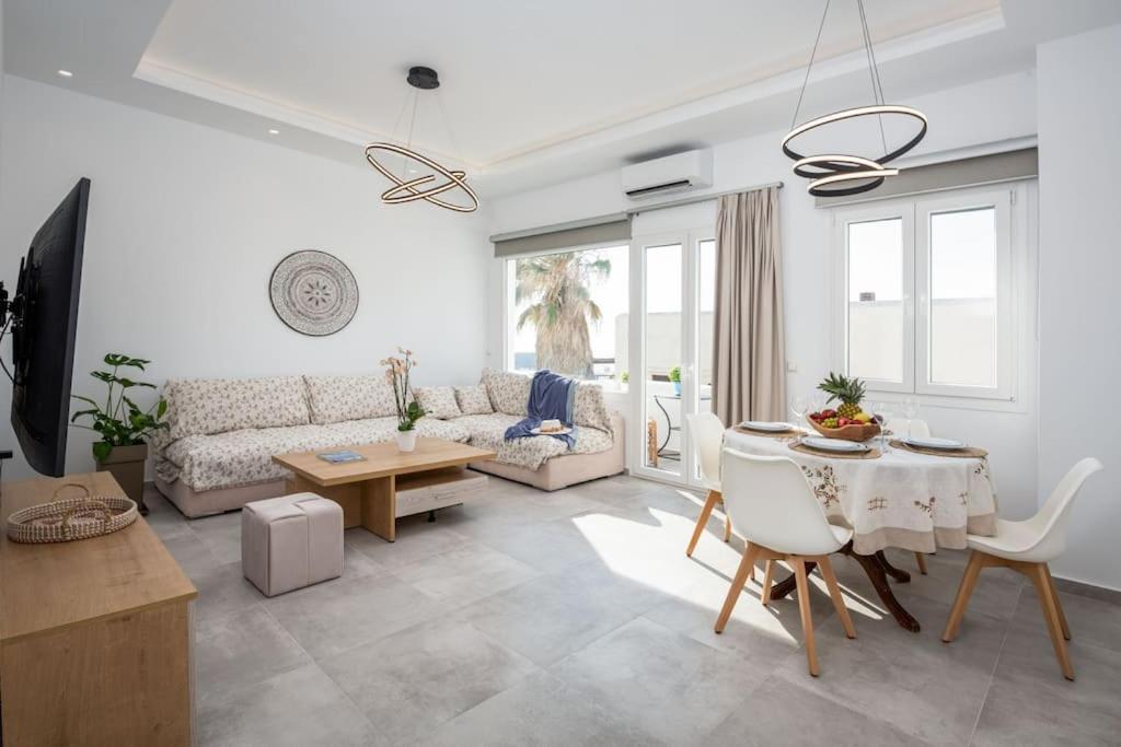 Naxian Sun Apartment Naxos City Esterno foto